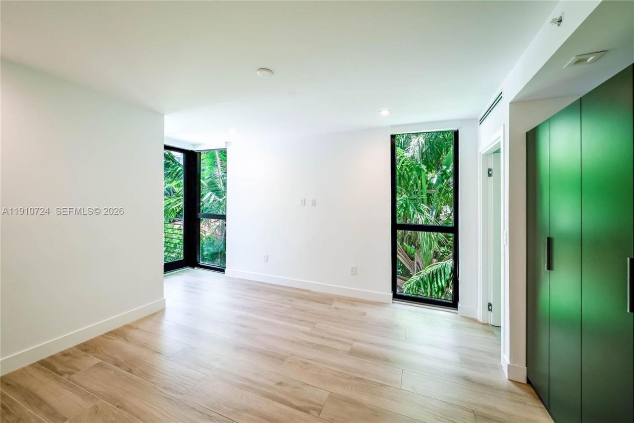 1930 Bay Dr, Unit 1, Miami Beach, FL 33141 Photo