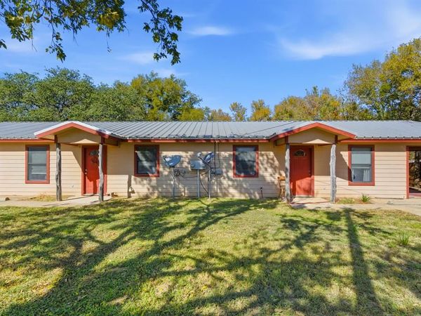 631 Coleman Street, Stephenville, TX 76401