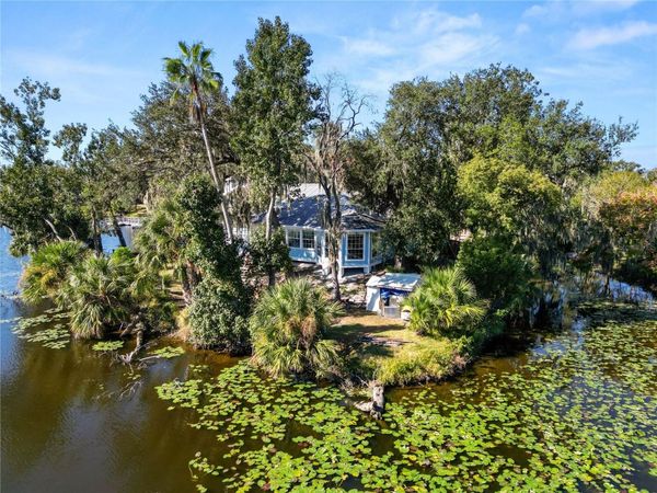 109 NE 4TH AVENUE, MULBERRY, FL 33860
