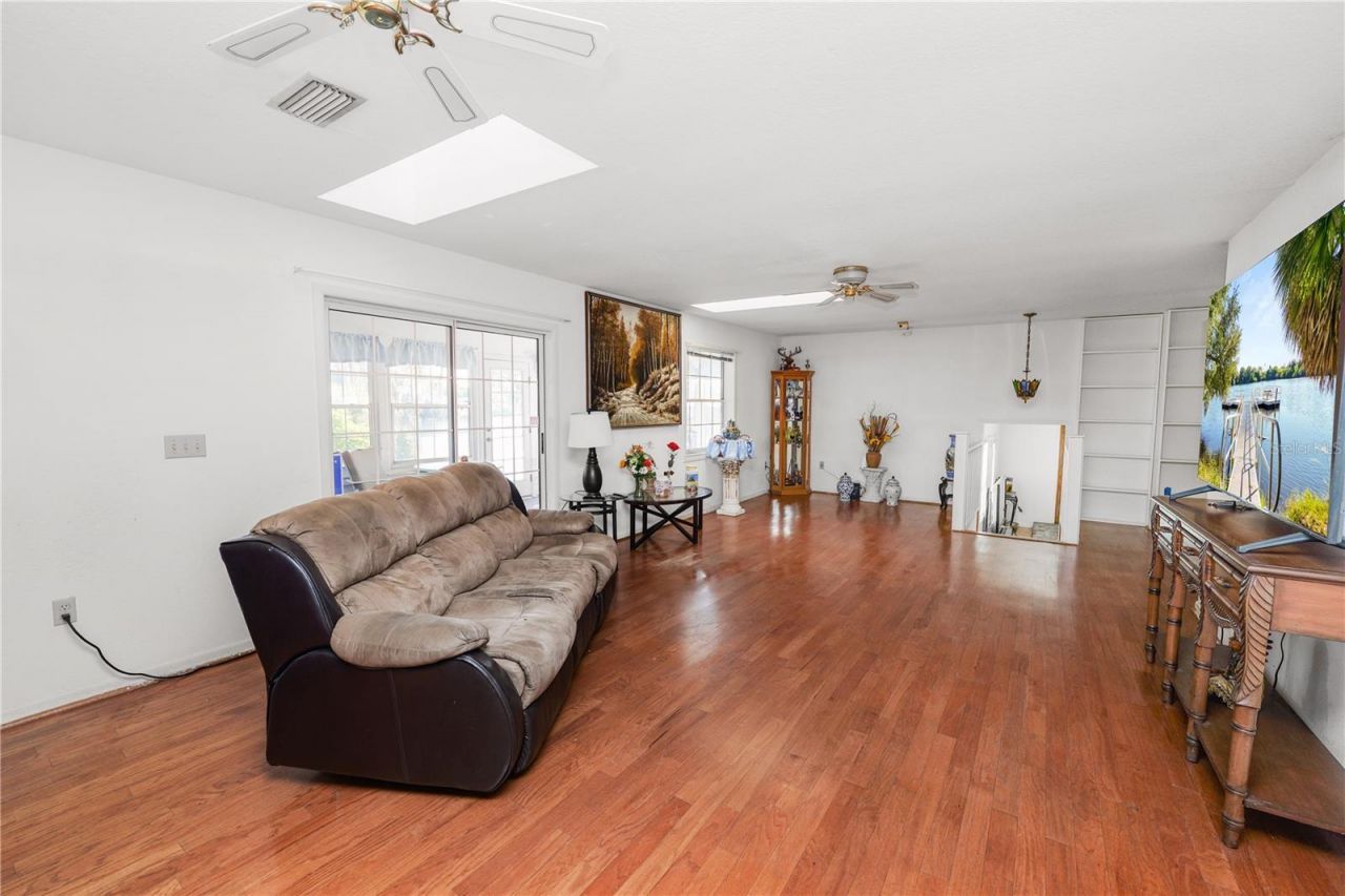 109 NE 4th Avenue, Mulberry, FL 33860 Photo