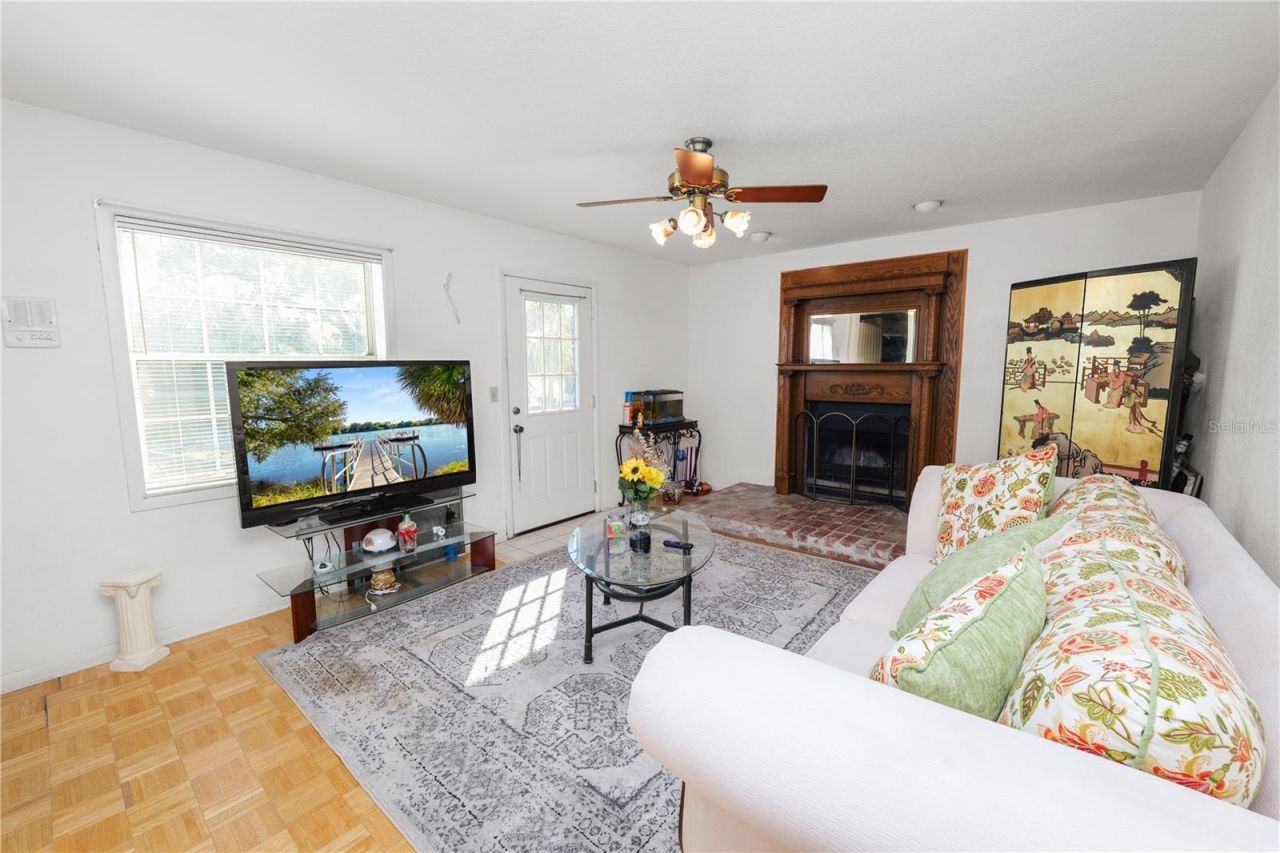 109 NE 4th Avenue, Mulberry, FL 33860 Photo