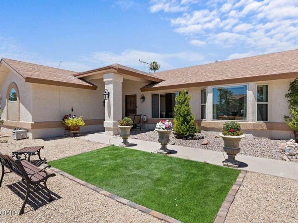 18802 N SUNCREST Court, Sun City West, AZ 85375