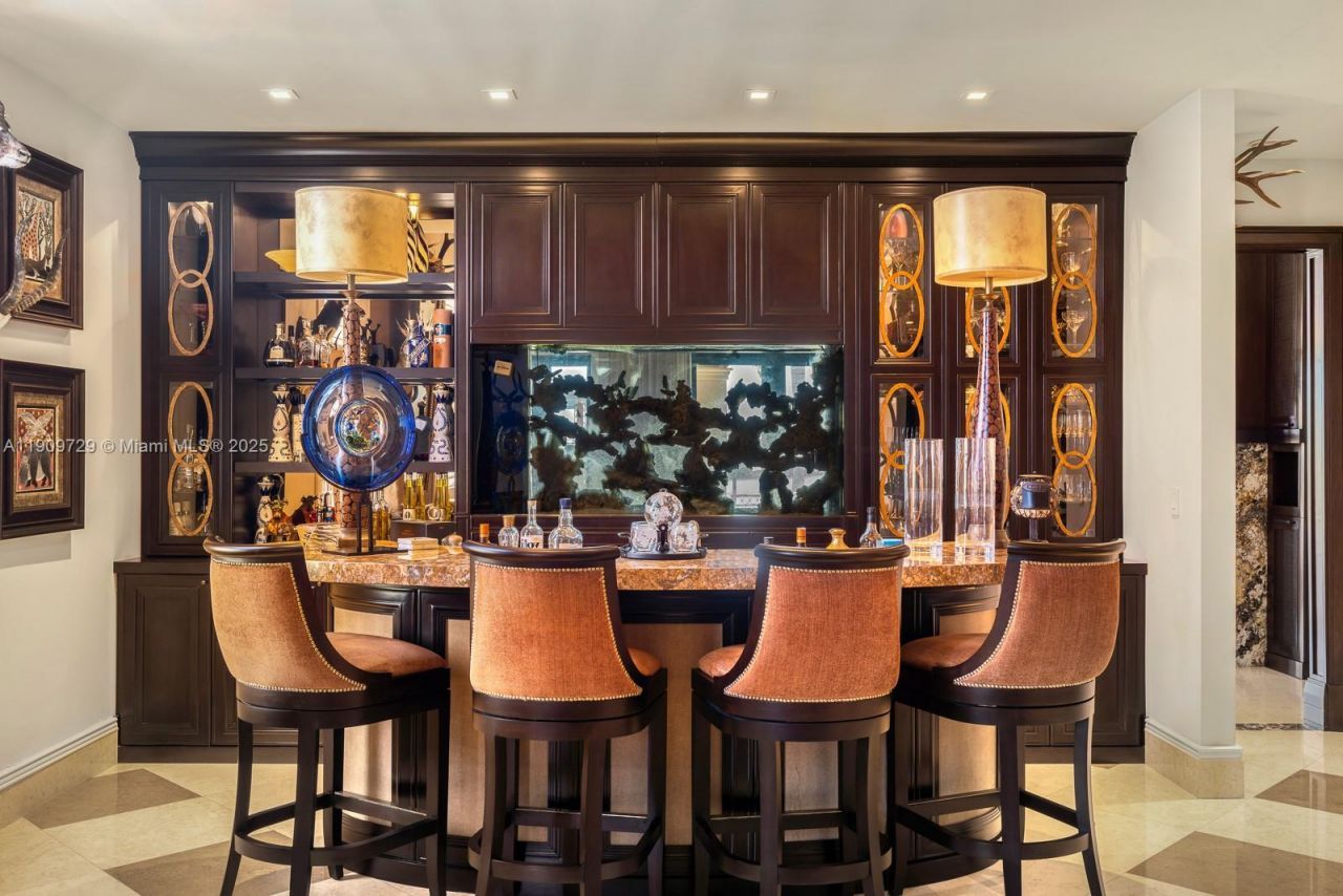 210 Palm Avenue, Miami Beach, FL 33139 Photo