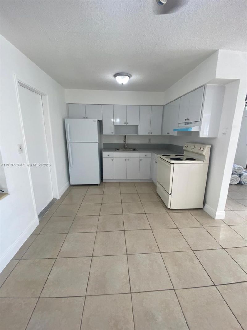 6901 Thomas St, Hollywood, FL 33024 Photo
