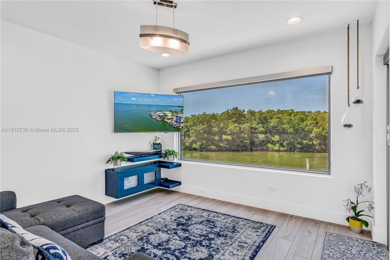 325 Calusa, Islamorada, FL 33037 Photo