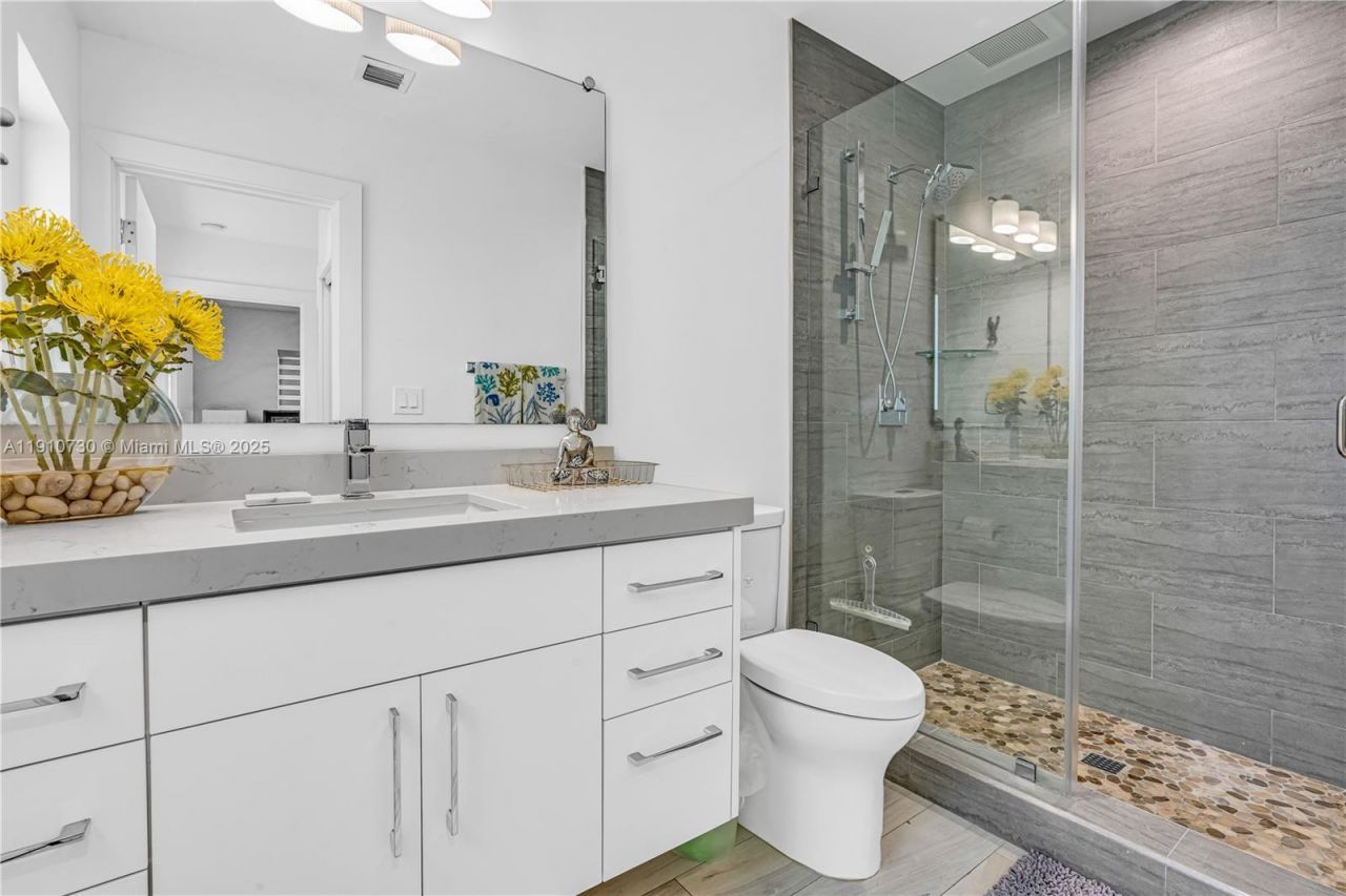 325 Calusa, Islamorada, FL 33037 Photo