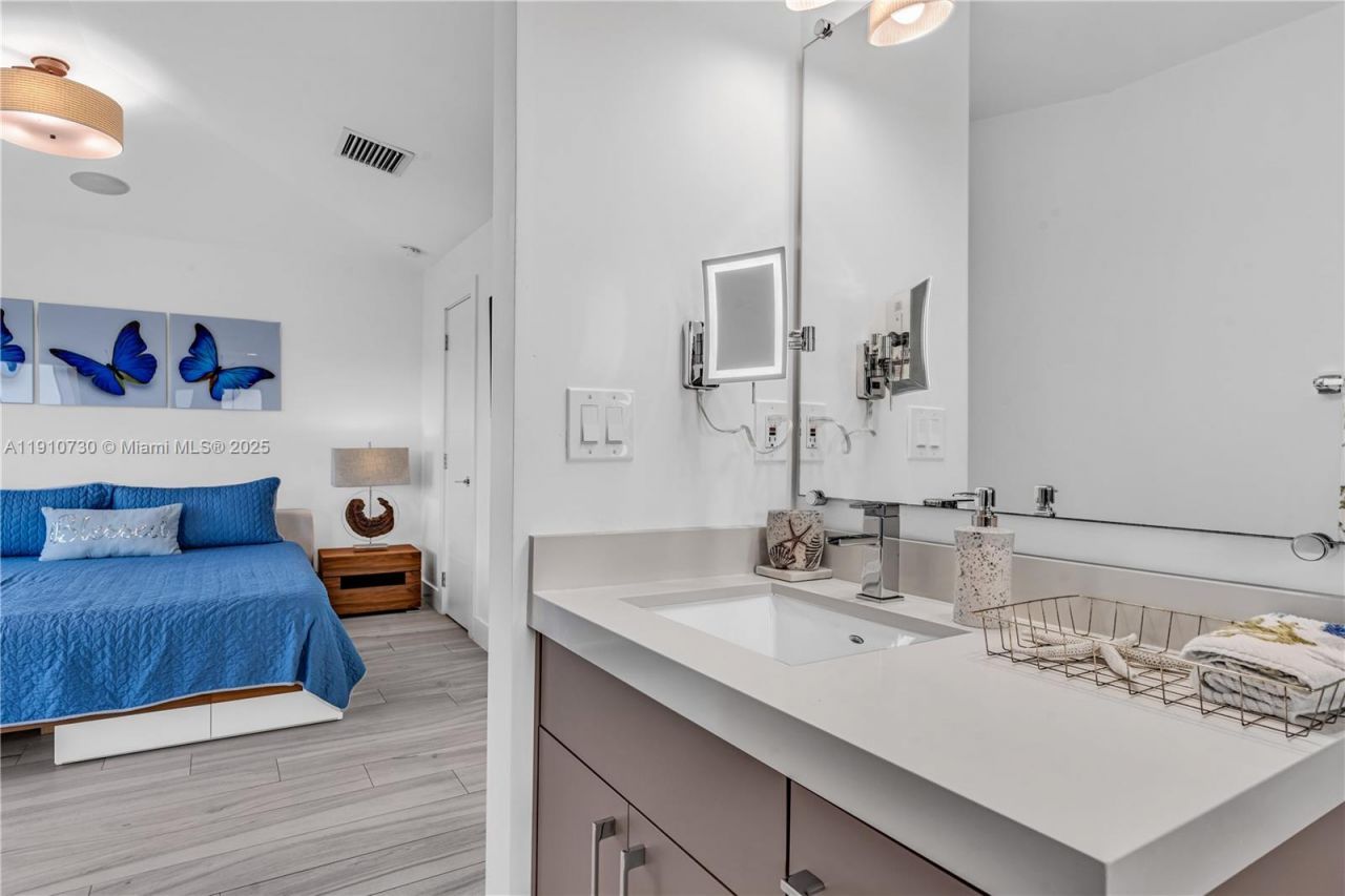 325 Calusa, Islamorada, FL 33037 Photo