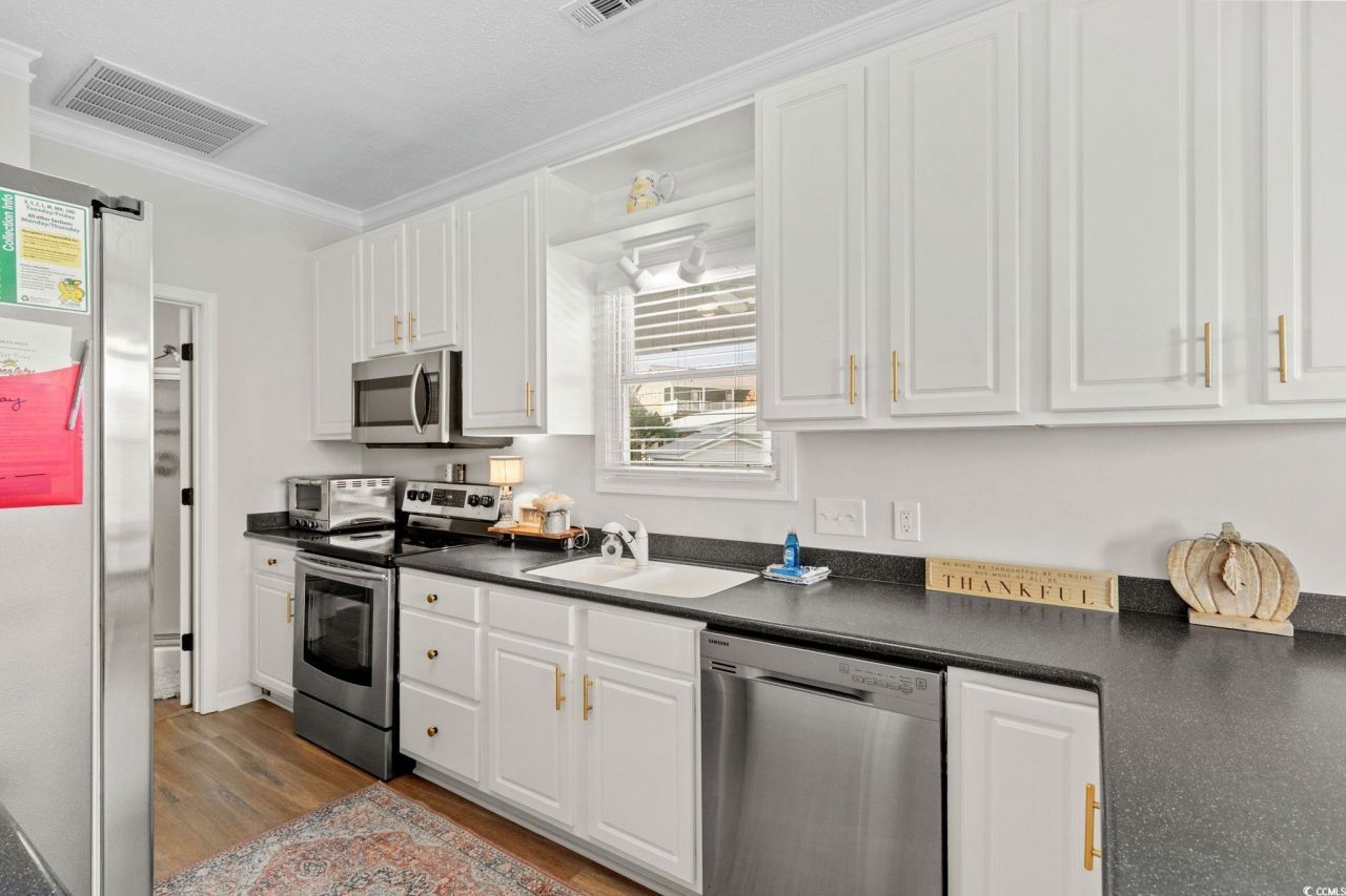 6001 - 6019 S Kings Hwy. Photo 14