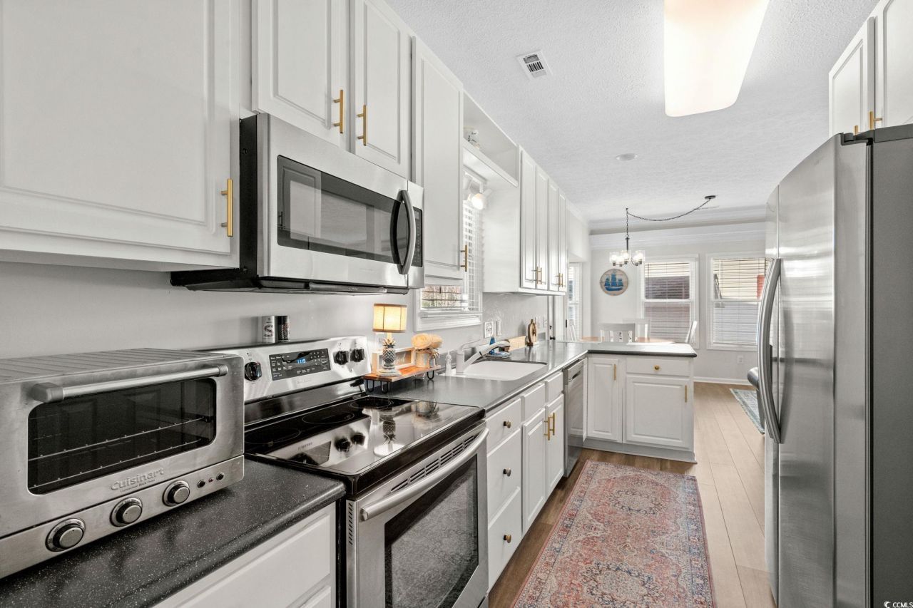 6001 - 6019 S Kings Hwy. Photo 16