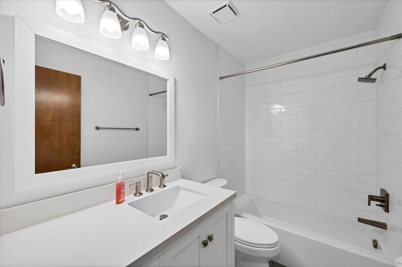 301 S Gulf Boulevard, Unit 11 & 12, Placida, FL 33946 Photo