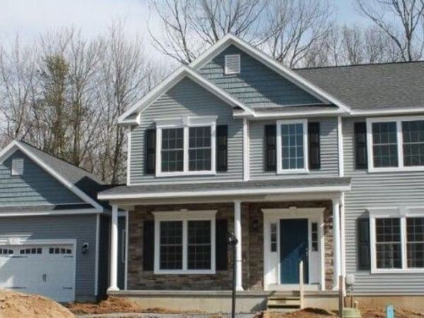 15 Jack Drive, Mechanicville, NY 12118