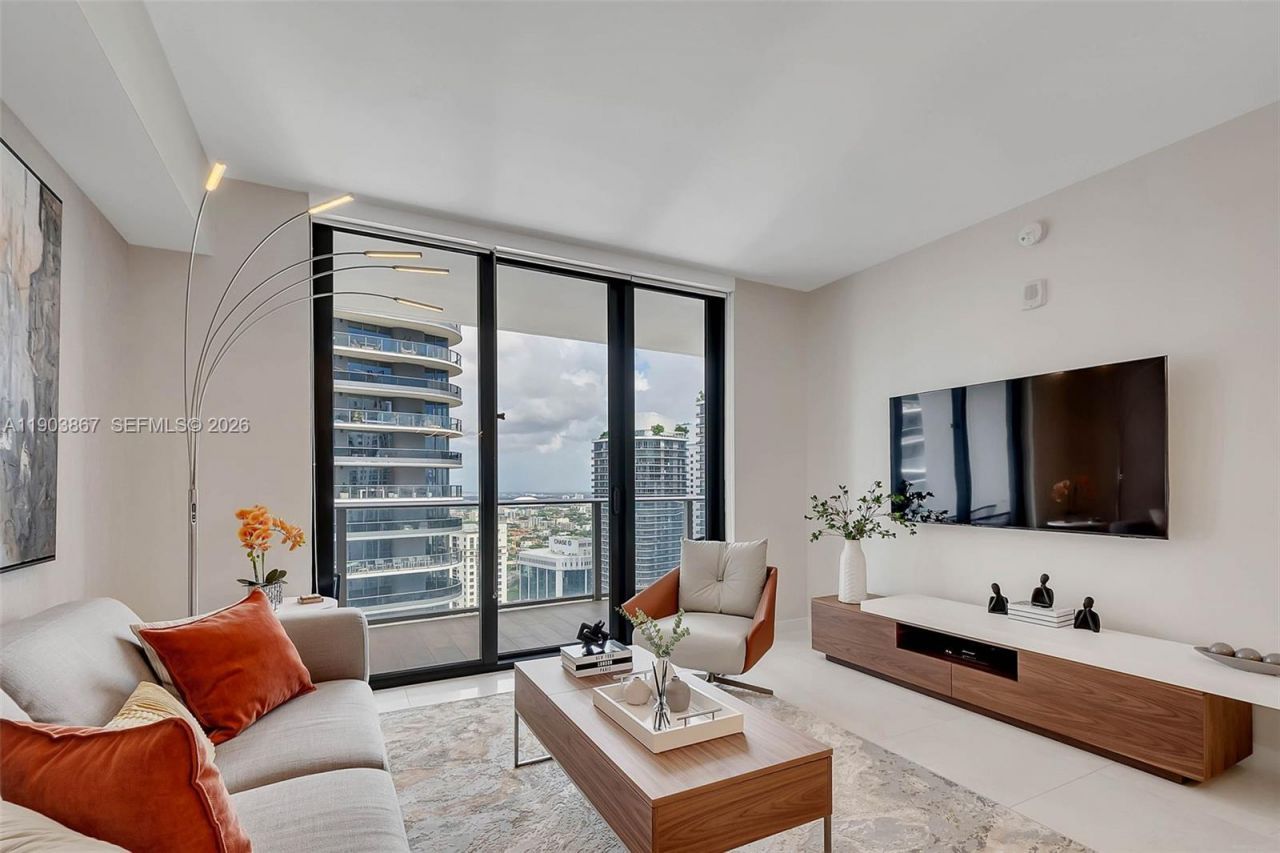 1010 Brickell Ave, Unit 4309, Miami, FL 33131 Photo