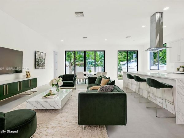 1511 SW 40th Ter, Fort Lauderdale, FL 33317