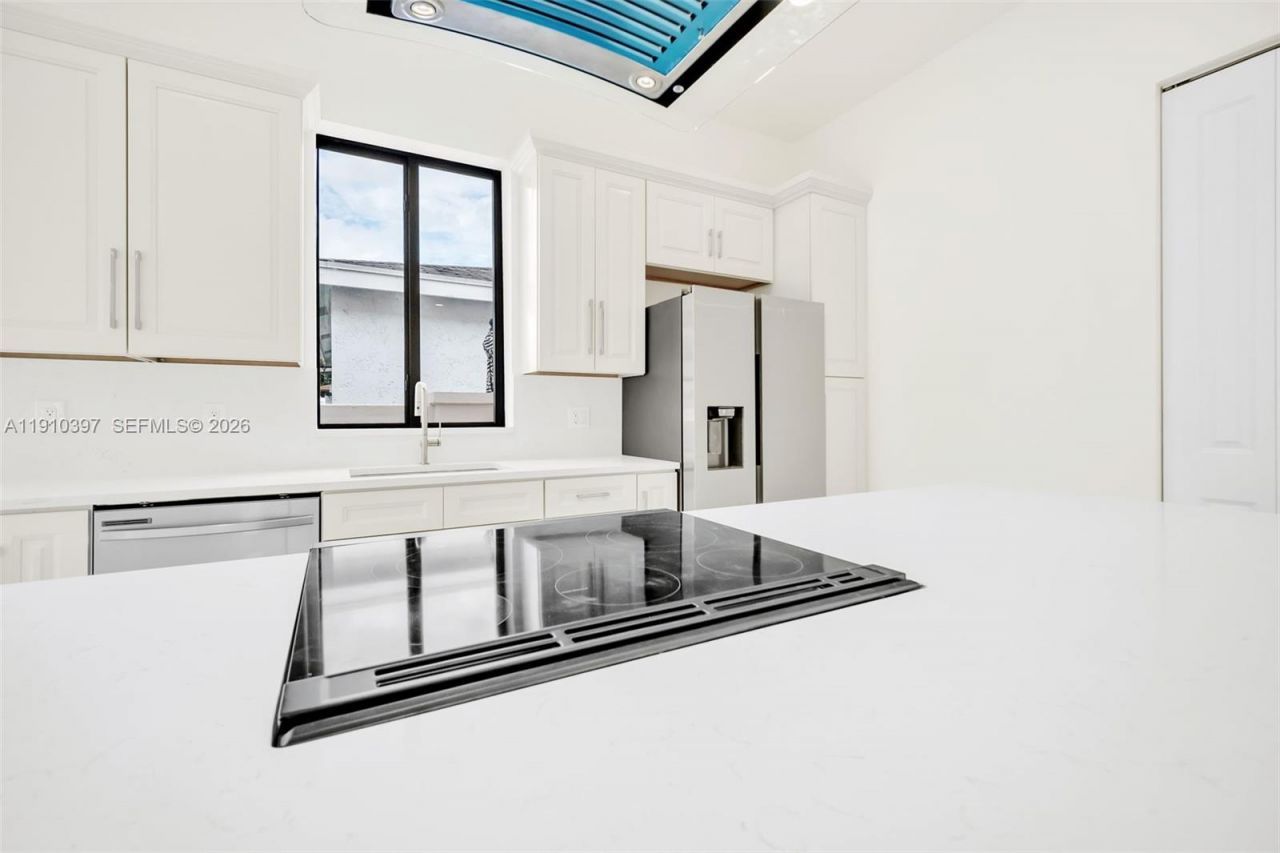 1511 SW 40th Ter, Fort Lauderdale, FL 33317 Photo