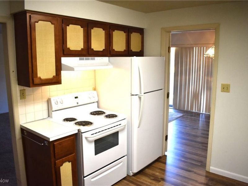 255 N Portage Path, Unit 409, Akron, OH 44303 Photo 10