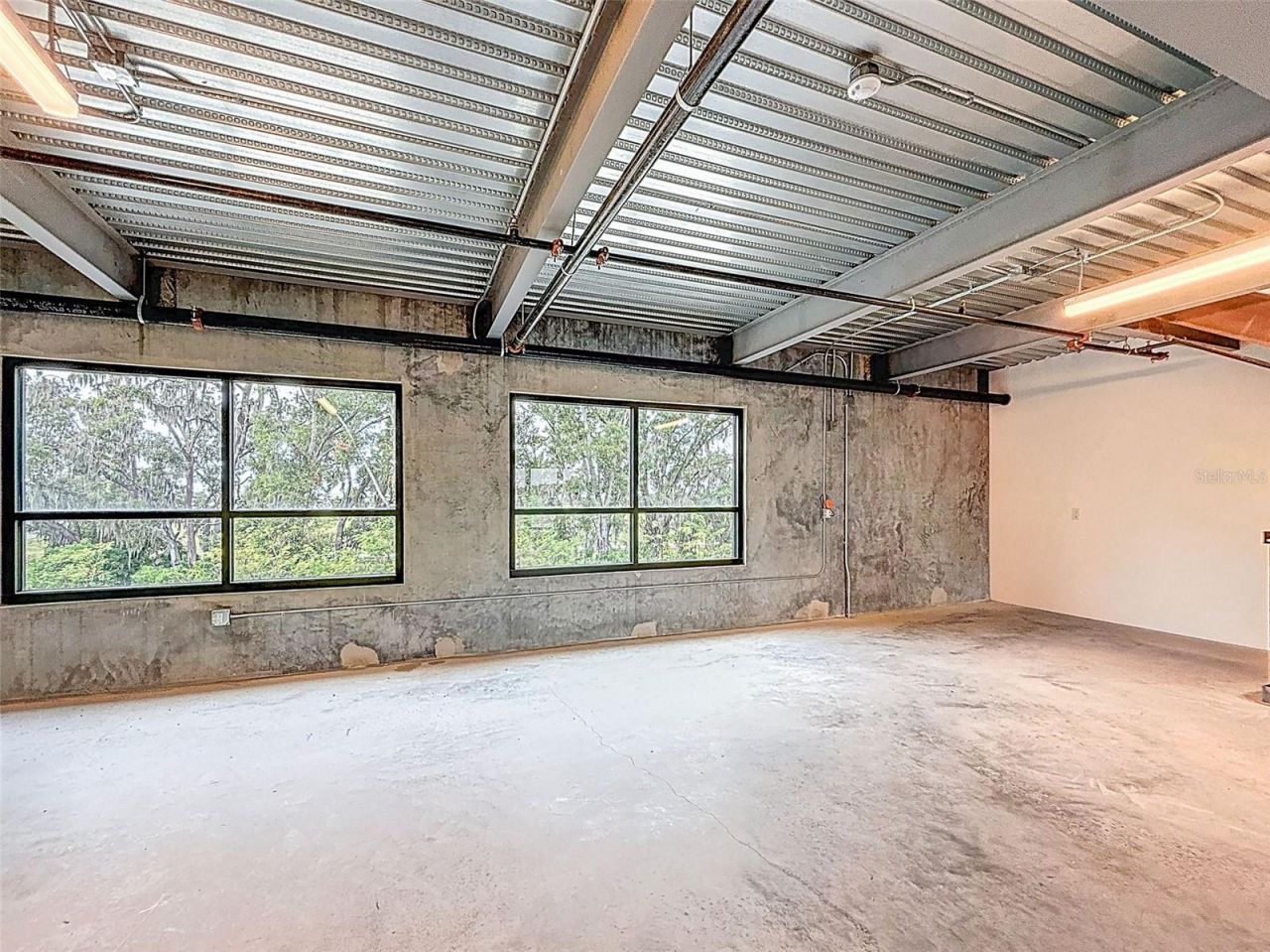 6500 Motor Enclave Way, Unit #1405, Tampa, FL 33610 Photo