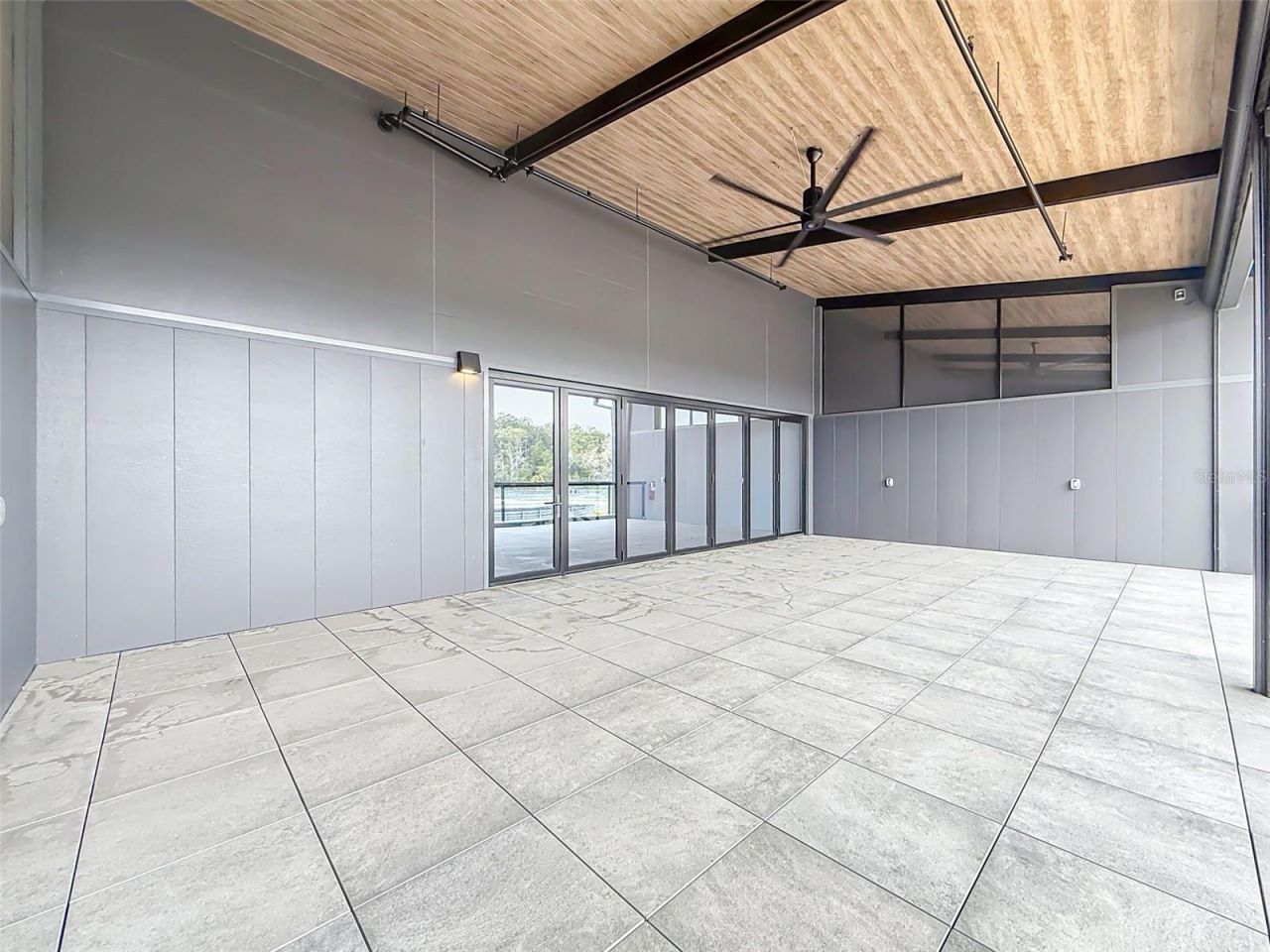 6500 Motor Enclave Way, Unit #1405, Tampa, FL 33610 Photo