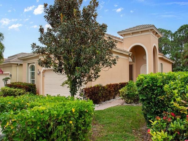 6159 Arlington Way, Fort Pierce, FL 34951