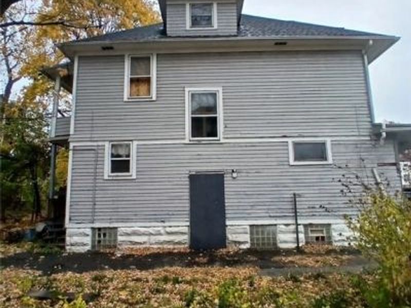 12325 Ingomar Avenue, Cleveland, OH 44108 Photo 4