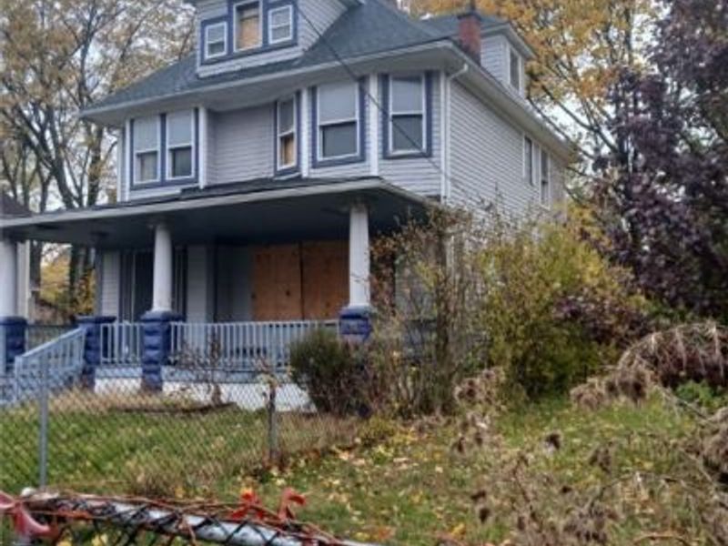 12325 Ingomar Avenue, Cleveland, OH 44108 Photo 5