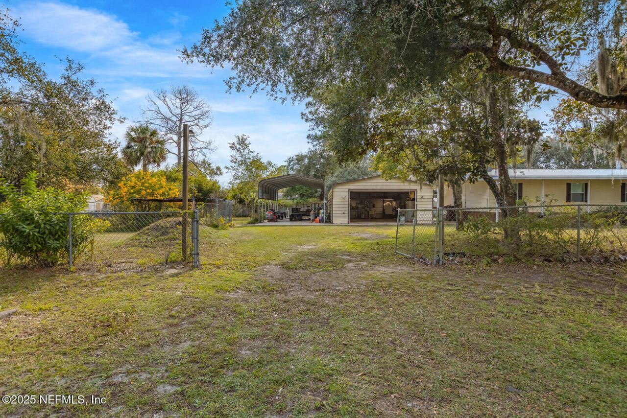 101 Palmland Avenue, Satsuma, FL 32189 Photo