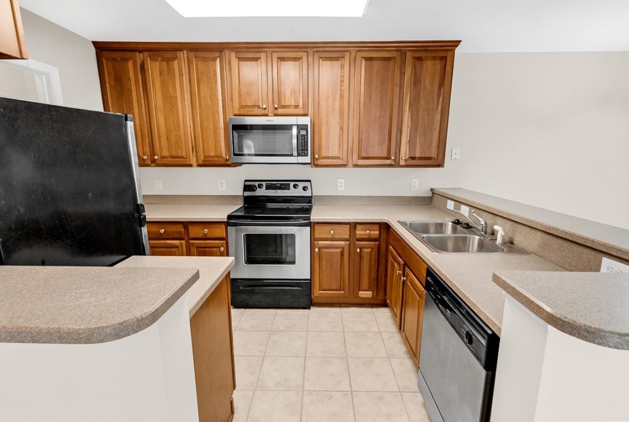 4440 Lady Banks Ln. Photo 14