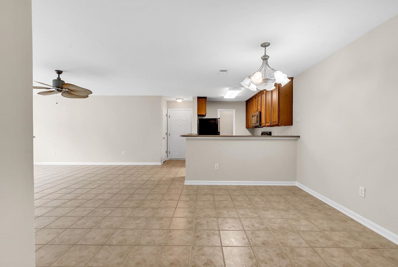 4440 Lady Banks Ln. Photo 17