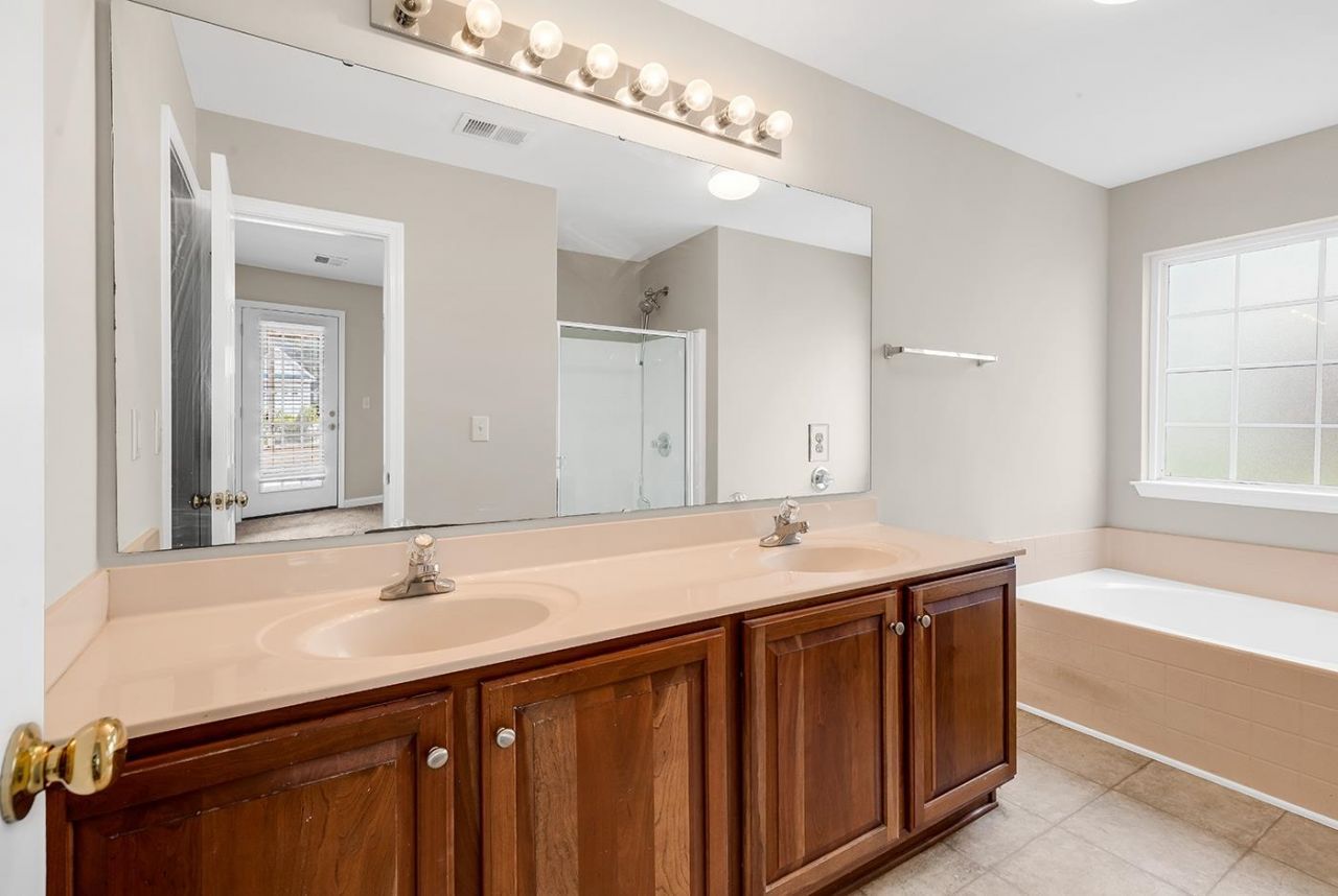 4440 Lady Banks Ln. Photo 45