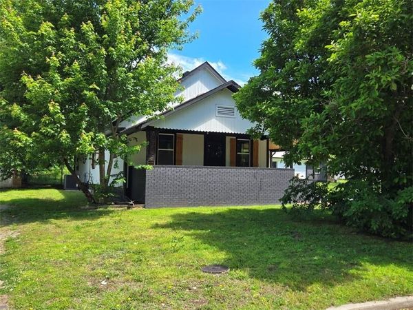 806 W 2nd Street, Pittsburg, KS 66762