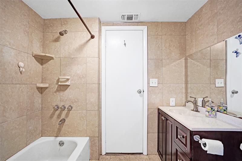 21851 S Heritage Circle, Pembroke Pines, FL 33029 Photo