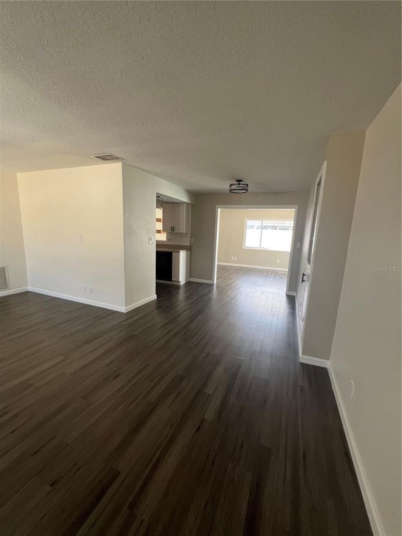 7100 21 Street N, Saint Petersburg, FL 33702 Photo