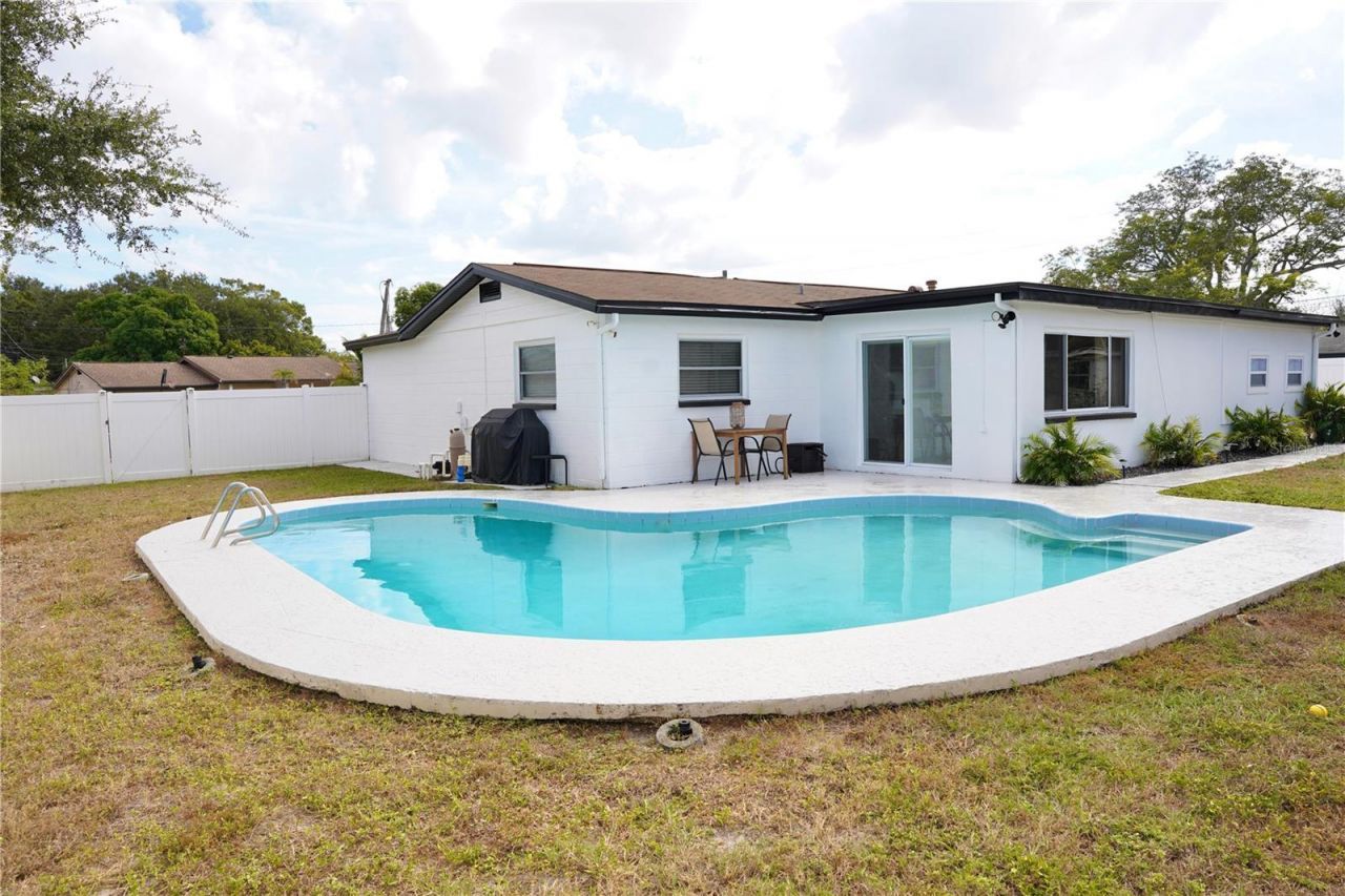 7100 21 Street N, Saint Petersburg, FL 33702 Photo