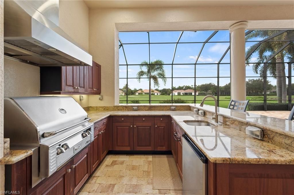 6068 Sunnyslope Dr, Naples, FL 34119 Photo