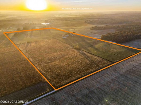 3605 COUNTY RD 230, Fulton, MO 65251