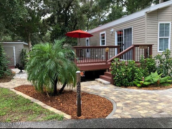 25203 NE 141st Lane, Salt Springs, FL 32134