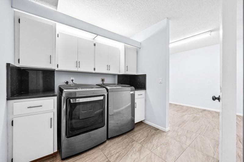 6109 Balboa Circle, Unit 304, Boca Raton, FL 33433 Photo