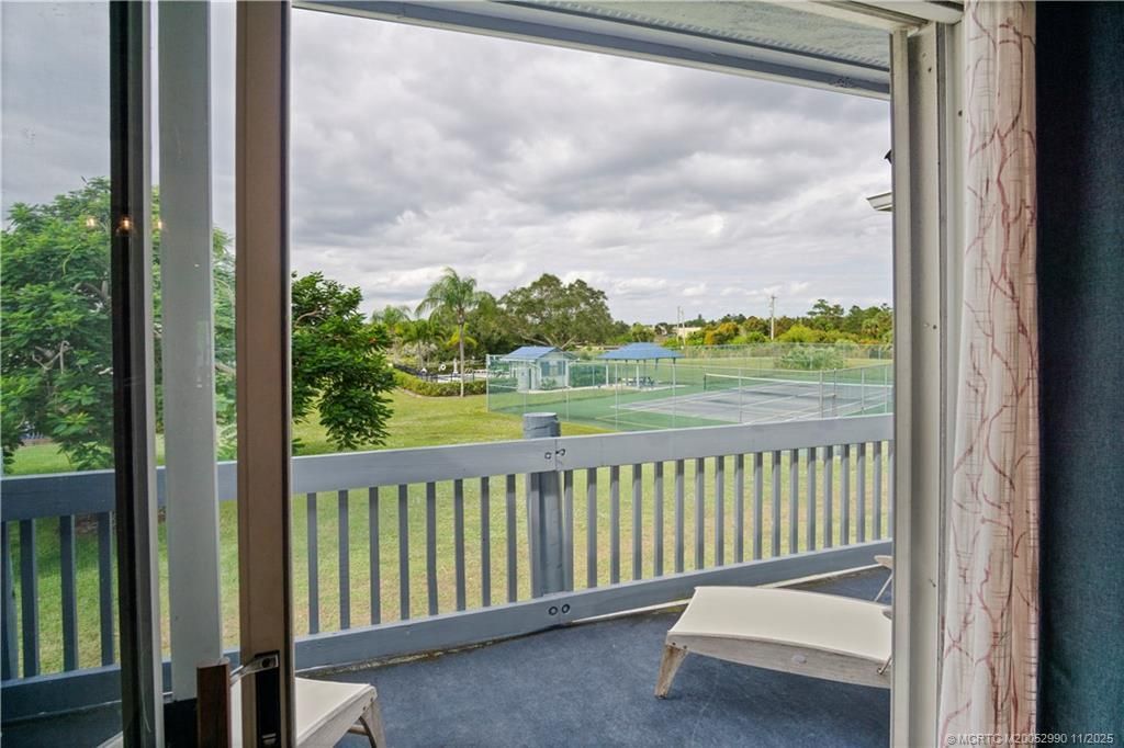 1555 NE Beacon Drive, Unit 1007, Jensen Beach, FL 34957 Photo