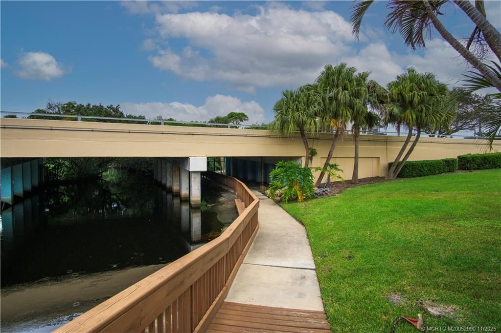 1555 NE Beacon Drive, Unit 1007, Jensen Beach, FL 34957 Photo