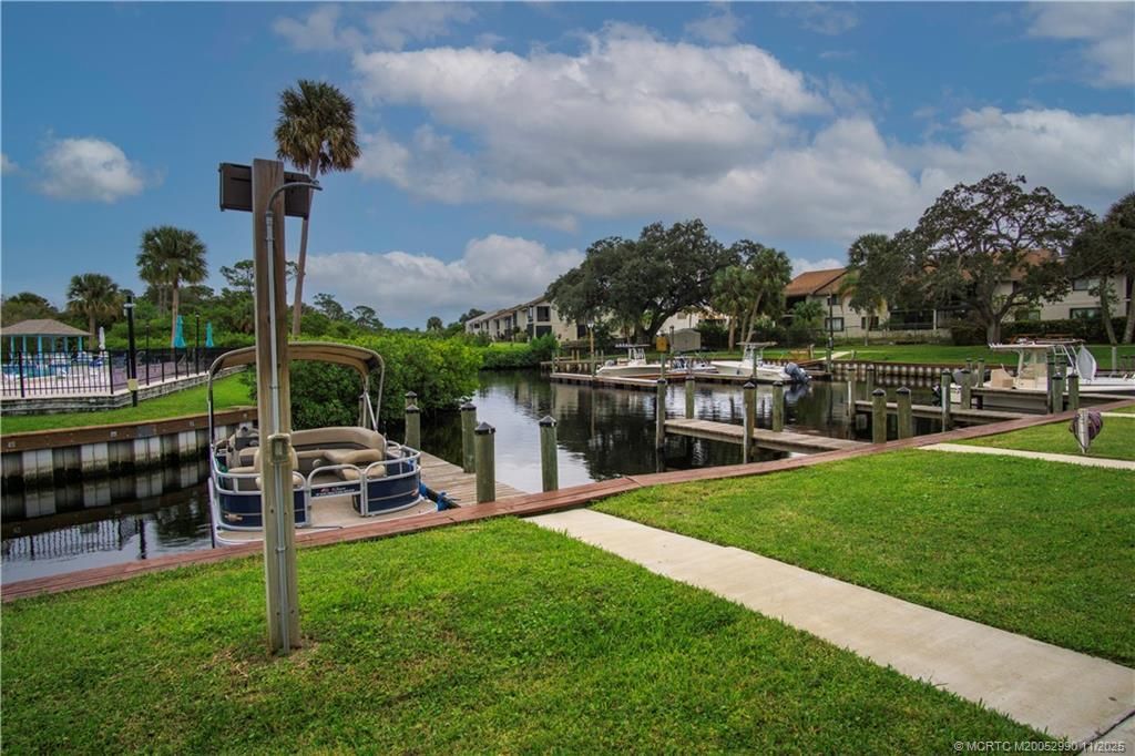 1555 NE Beacon Drive, Unit 1007, Jensen Beach, FL 34957 Photo