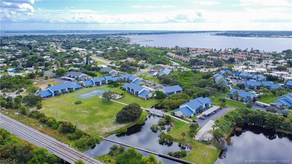 1555 NE Beacon Drive, Unit 1007, Jensen Beach, FL 34957 Photo