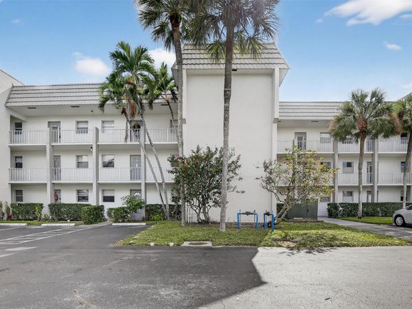 8130 Sunrise Lakes Boulevard, Unit 309, Sunrise, FL 33322