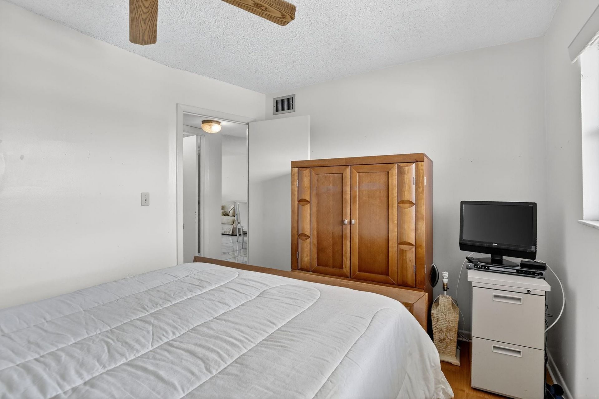 8130 Sunrise Lakes Boulevard, Unit 309, Sunrise, FL 33322 Photo