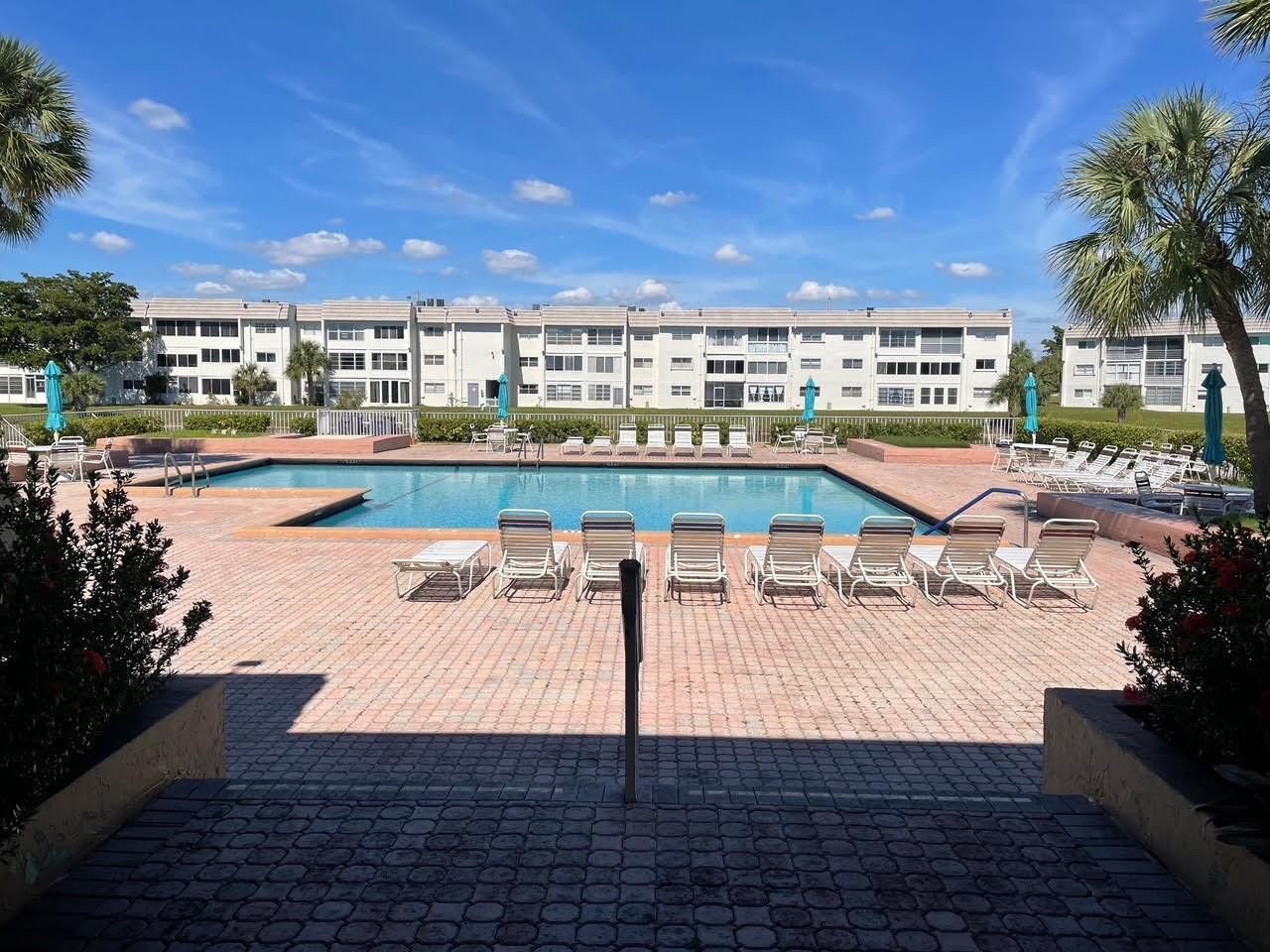 8130 Sunrise Lakes Boulevard, Unit 309, Sunrise, FL 33322 Photo