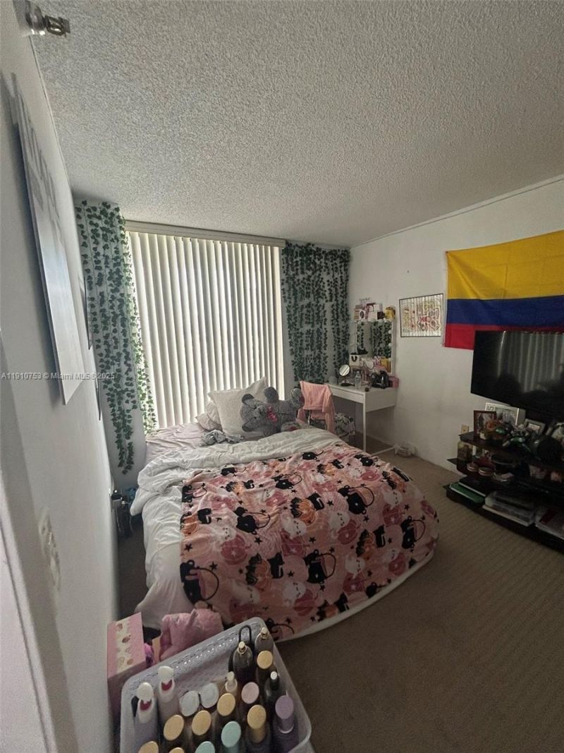 20515 E Country Club Dr, Unit 1042, Aventura, FL 33180 Photo