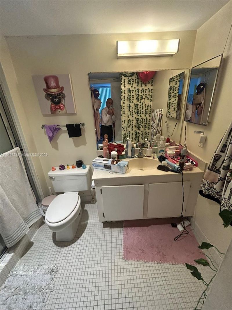 20515 E Country Club Dr, Unit 1042, Aventura, FL 33180 Photo