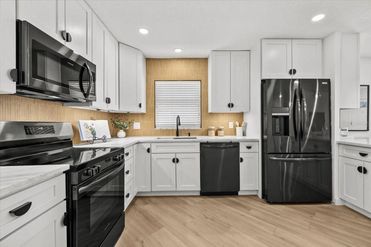 742 91st Avenue N, Saint Petersburg, FL 33702 Photo