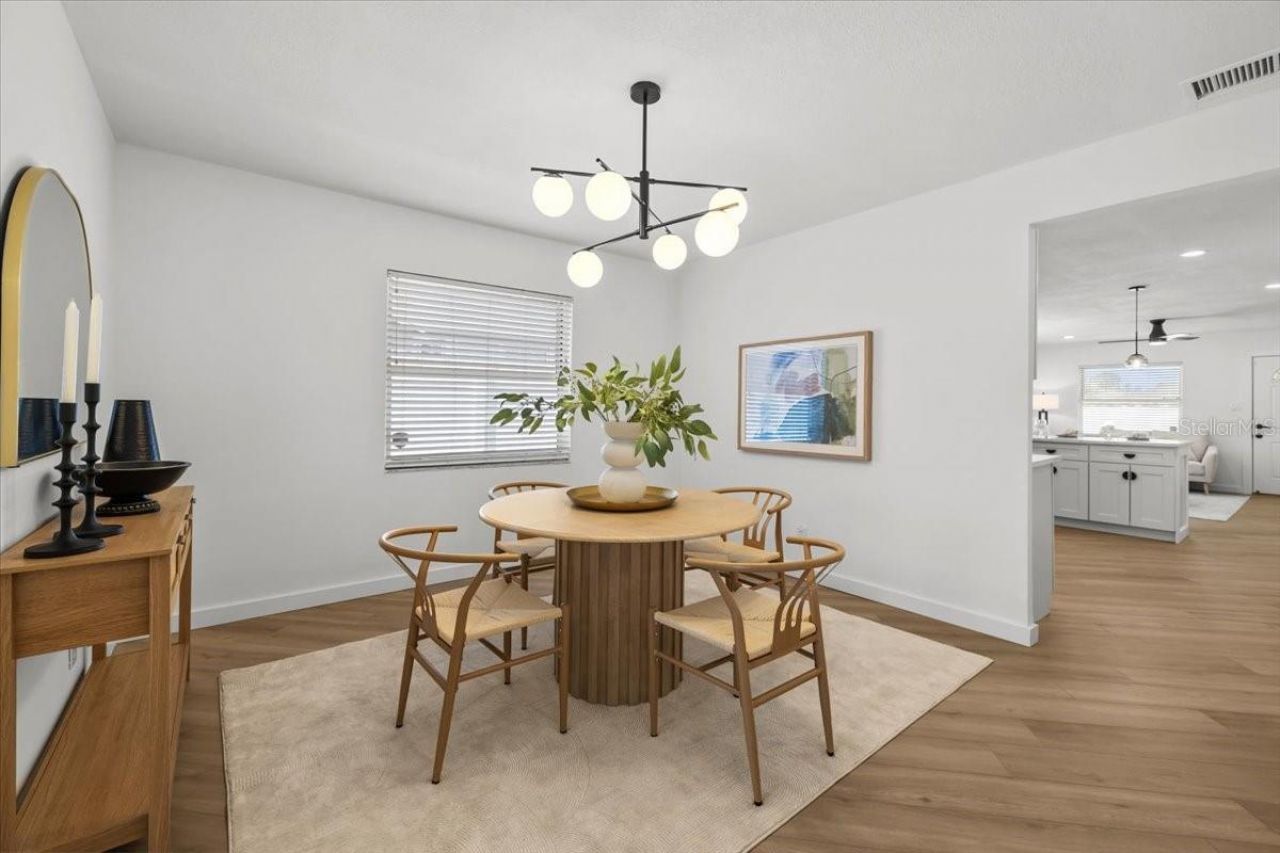 742 91st Avenue N, Saint Petersburg, FL 33702 Photo