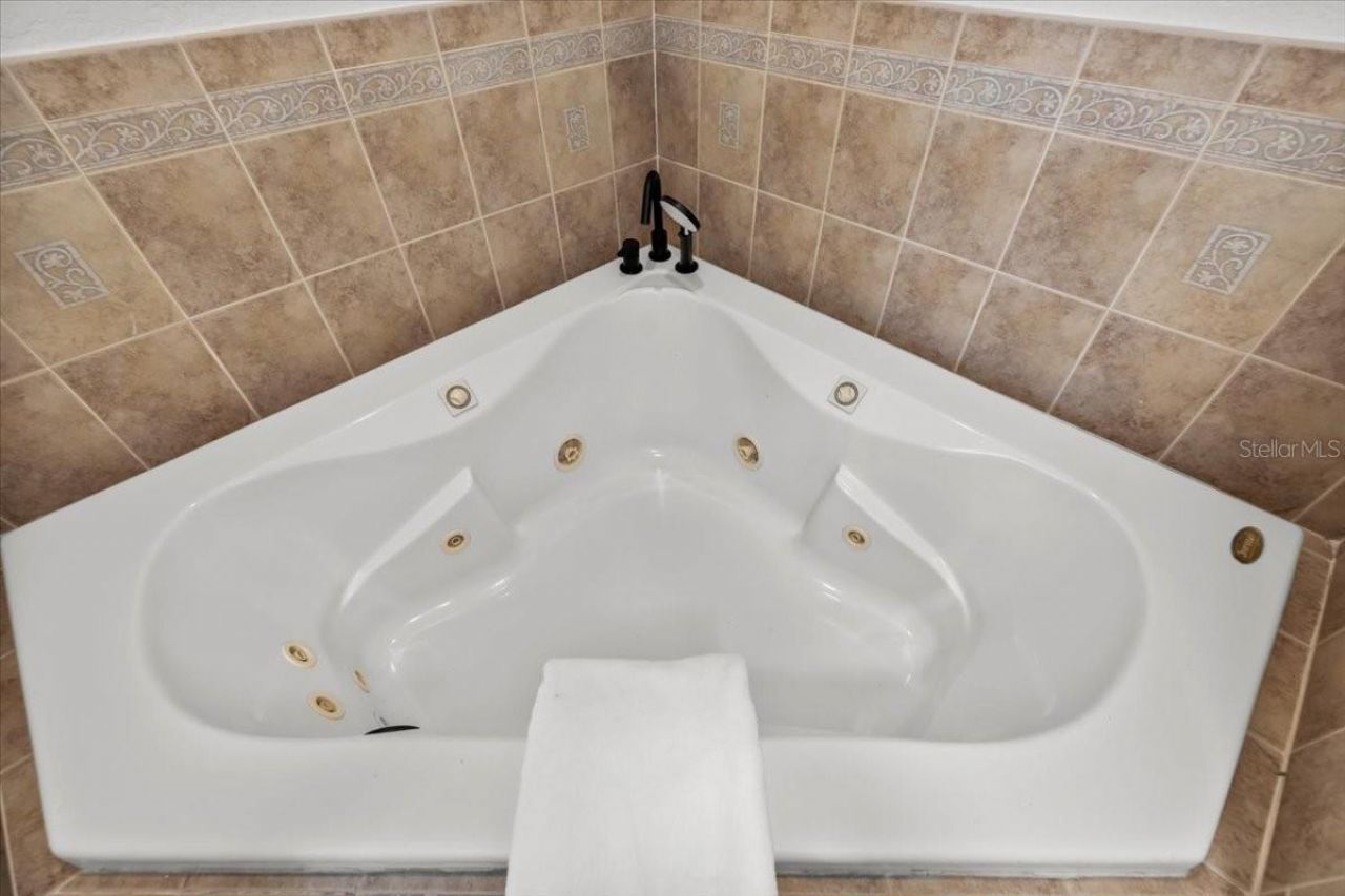 742 91st Avenue N, Saint Petersburg, FL 33702 Photo