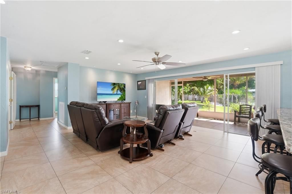 5229 Pelican Blvd, Cape Coral, FL 33914 Photo