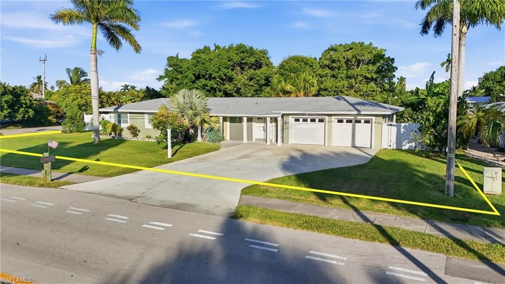 5229 Pelican Blvd, Cape Coral, FL 33914 Photo